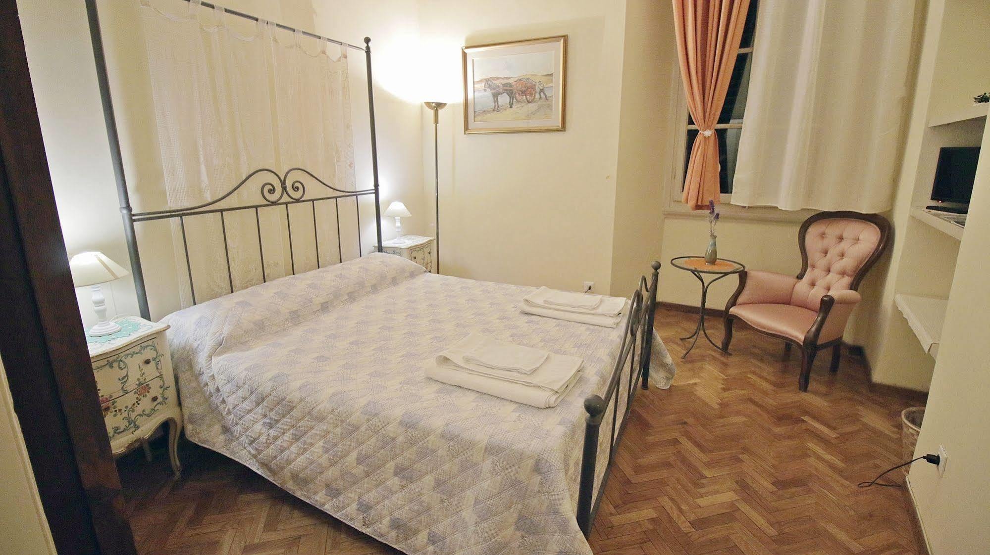 Martindago Bed & Breakfast ฟลอเรนซ์ ภายนอก รูปภาพ